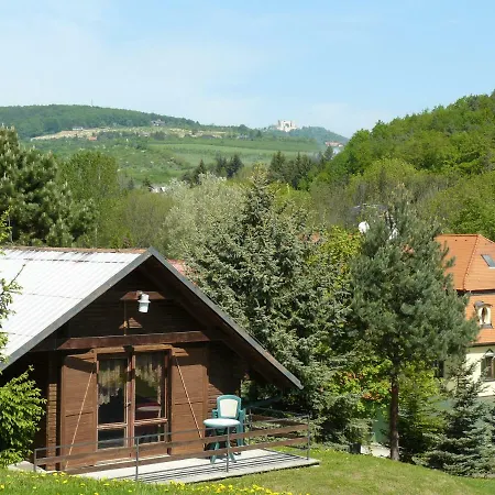 U Loveckého Zámečku Lodge *