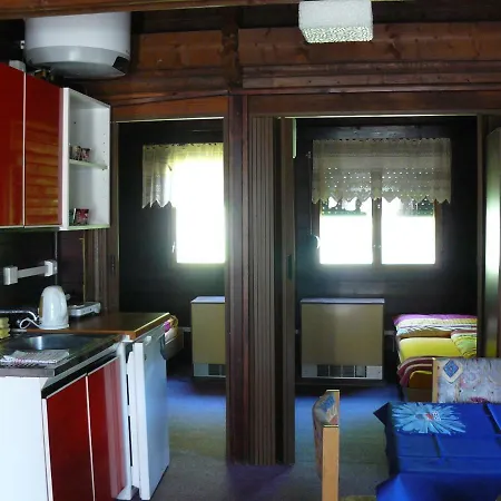 U Loveckého Zámečku Lodge Buchlovice